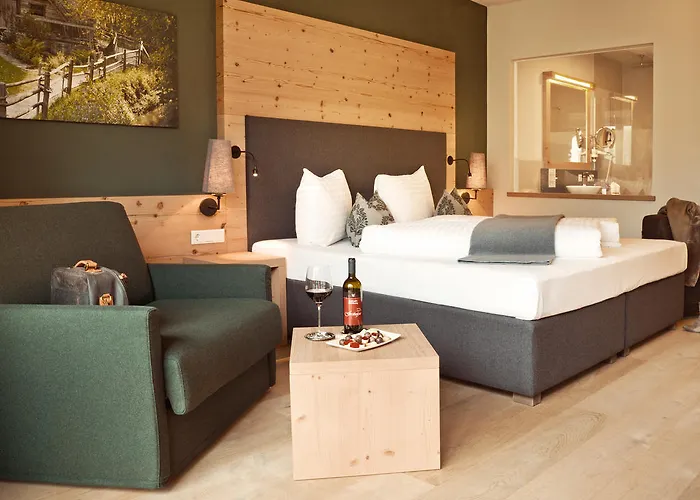 Hotell Forsthofgut 4*