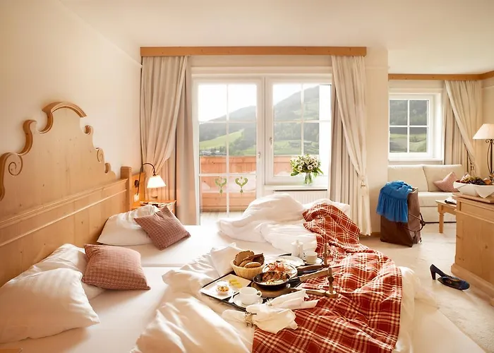 Hotell Forsthofgut 4*